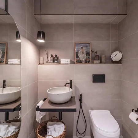 Appartamento Mercury Tower Designer With Pool Access By Uniq *